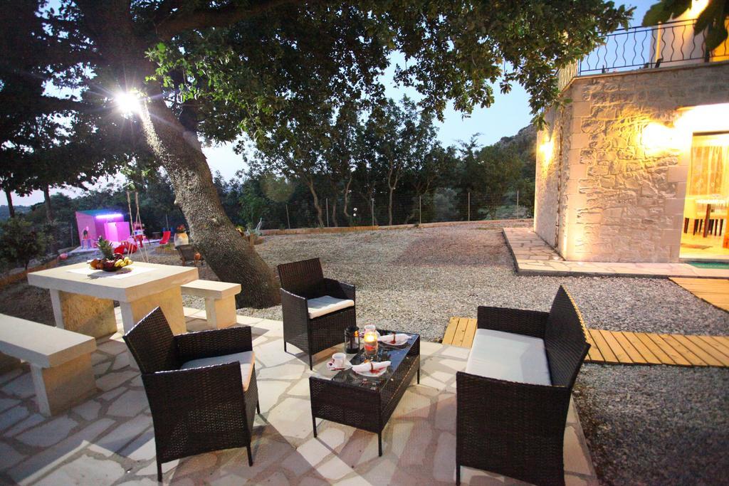Villa Athina آيرأوبوليس الغرفة الصورة
