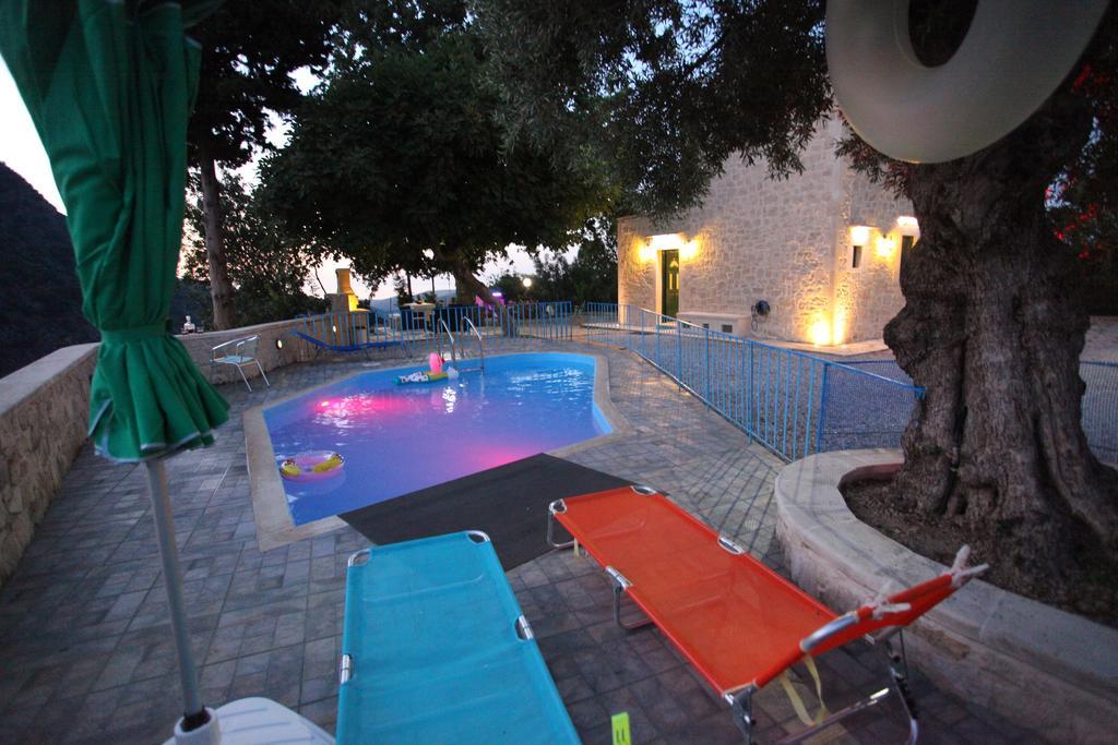 Villa Athina آيرأوبوليس الغرفة الصورة