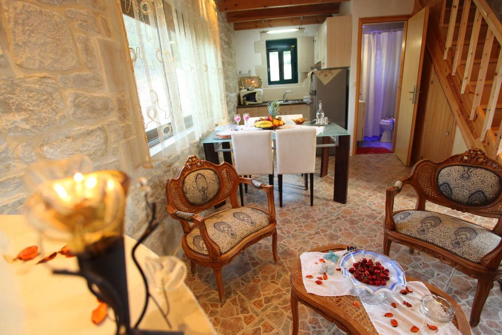 Villa Athina آيرأوبوليس الغرفة الصورة